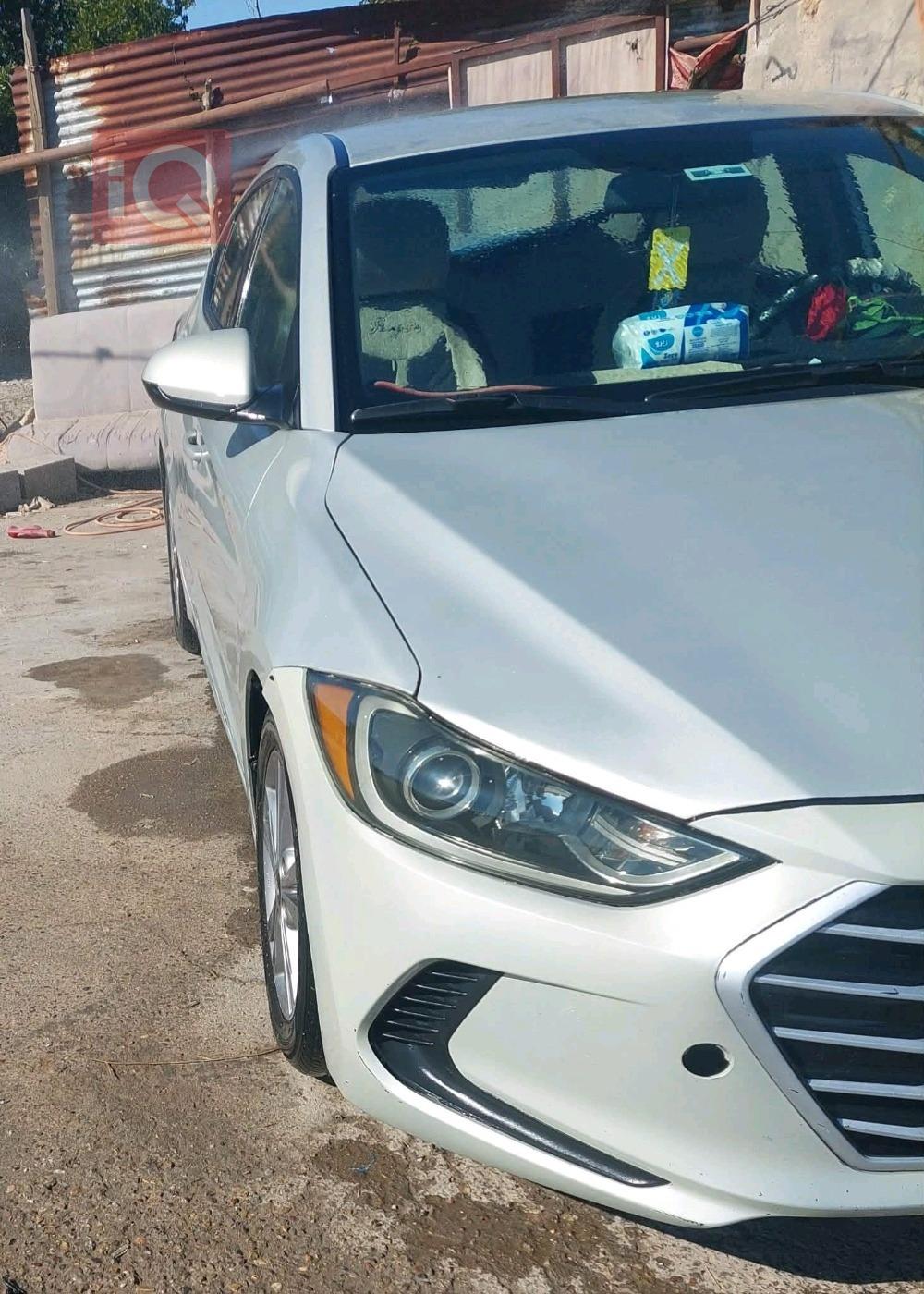 هيونداي النترا